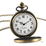 Montre à gousset chic pour un style raffiné et moderne